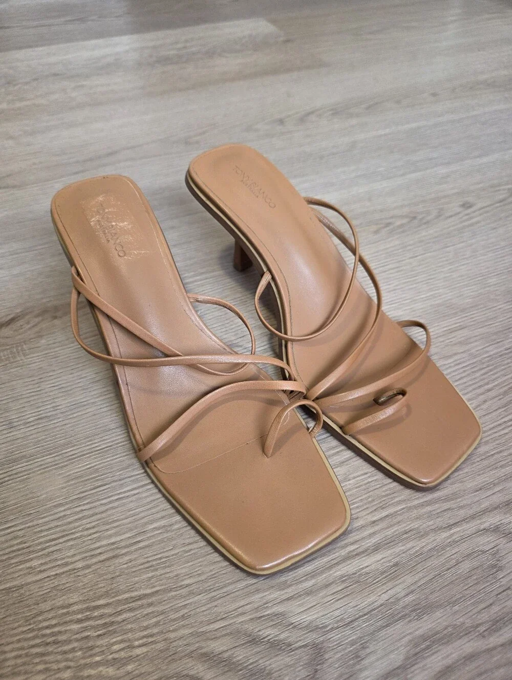 Toni Bianco | Danni Strappy Sandal in Tan Como Size 7.5 Classic Neutral
